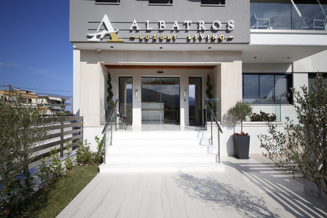 Albatros Suites Nea Vrasna Exterior foto