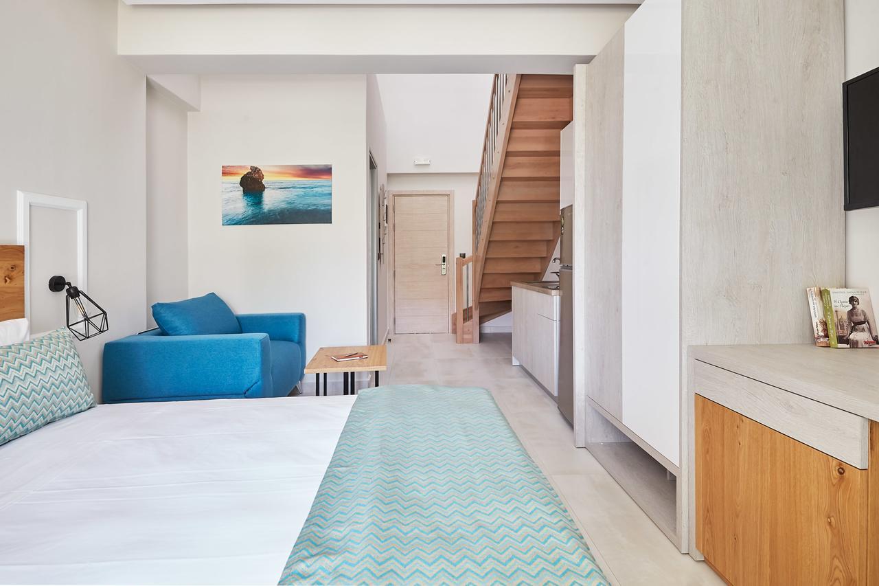 Albatros Suites Nea Vrasna Exterior foto