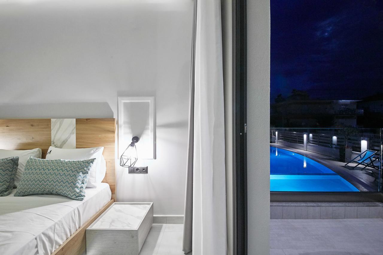 Albatros Suites Nea Vrasna Exterior foto